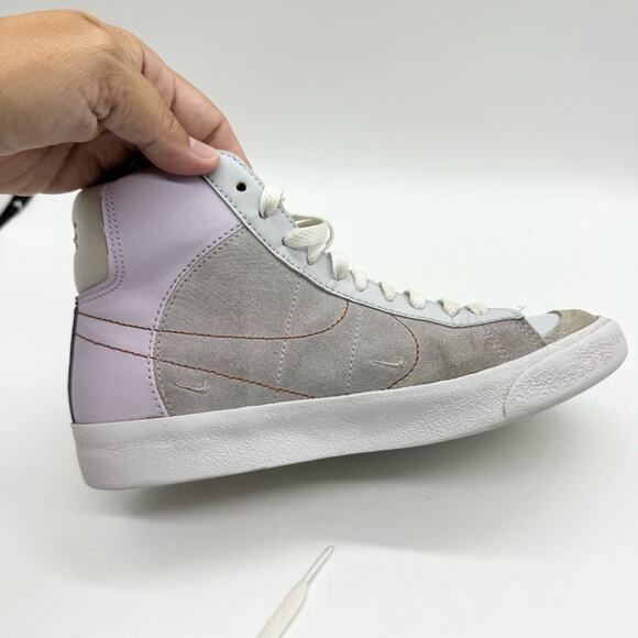 Nike Big Girls Blazer Mid '77 Casual Sneakers Barely Grape/Metallic Copper 4.5Y - Picture 9 of 12